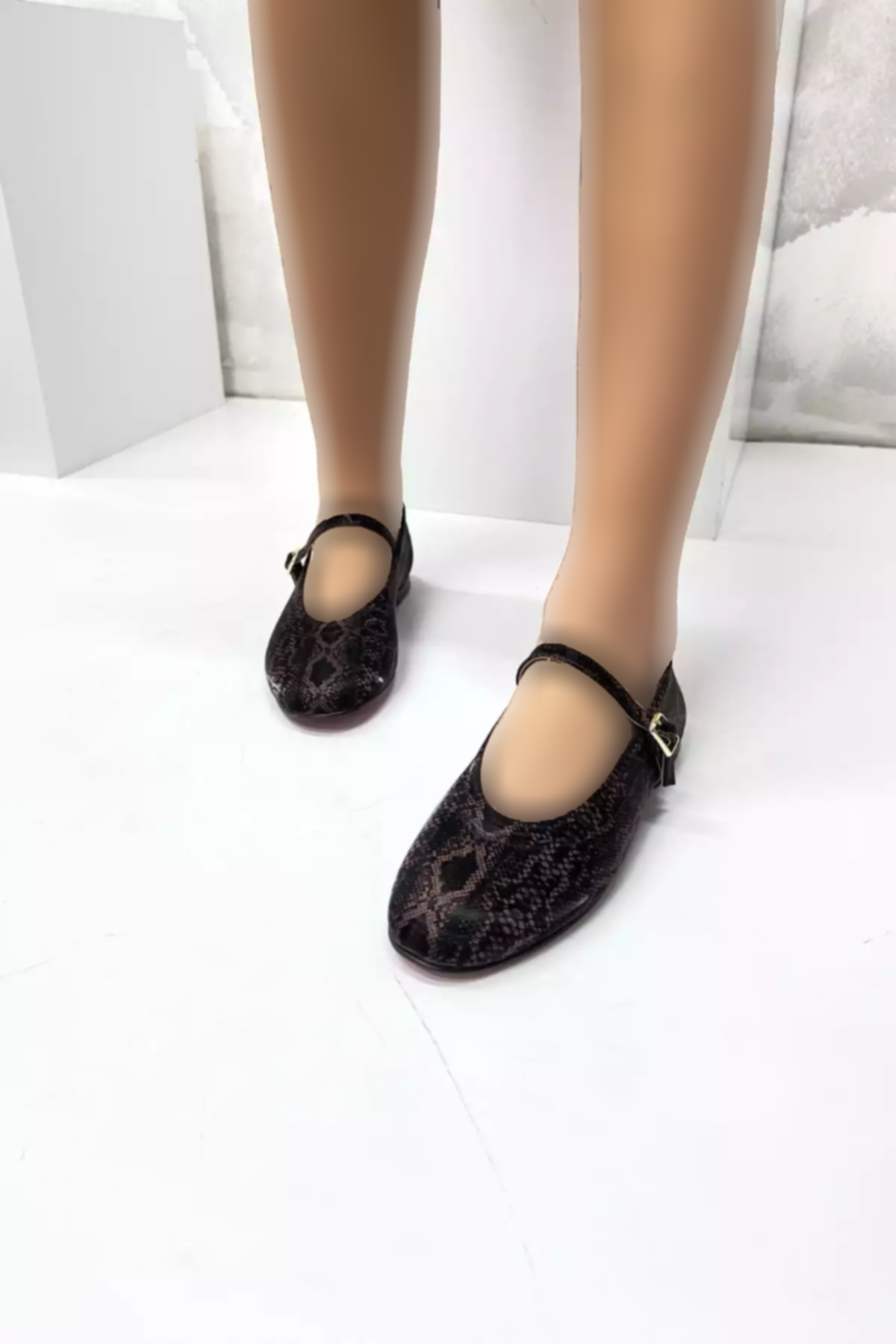 کفش عروسکی پوست ماری زنانه قهوه برند inizio کد 1753715528