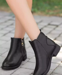 نیم بوت زمستانی زنانه برند Daxtors کد 1753647072