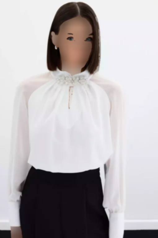بلوز اکسسوار دار یقه شیری برند Sateen کد 1753346523