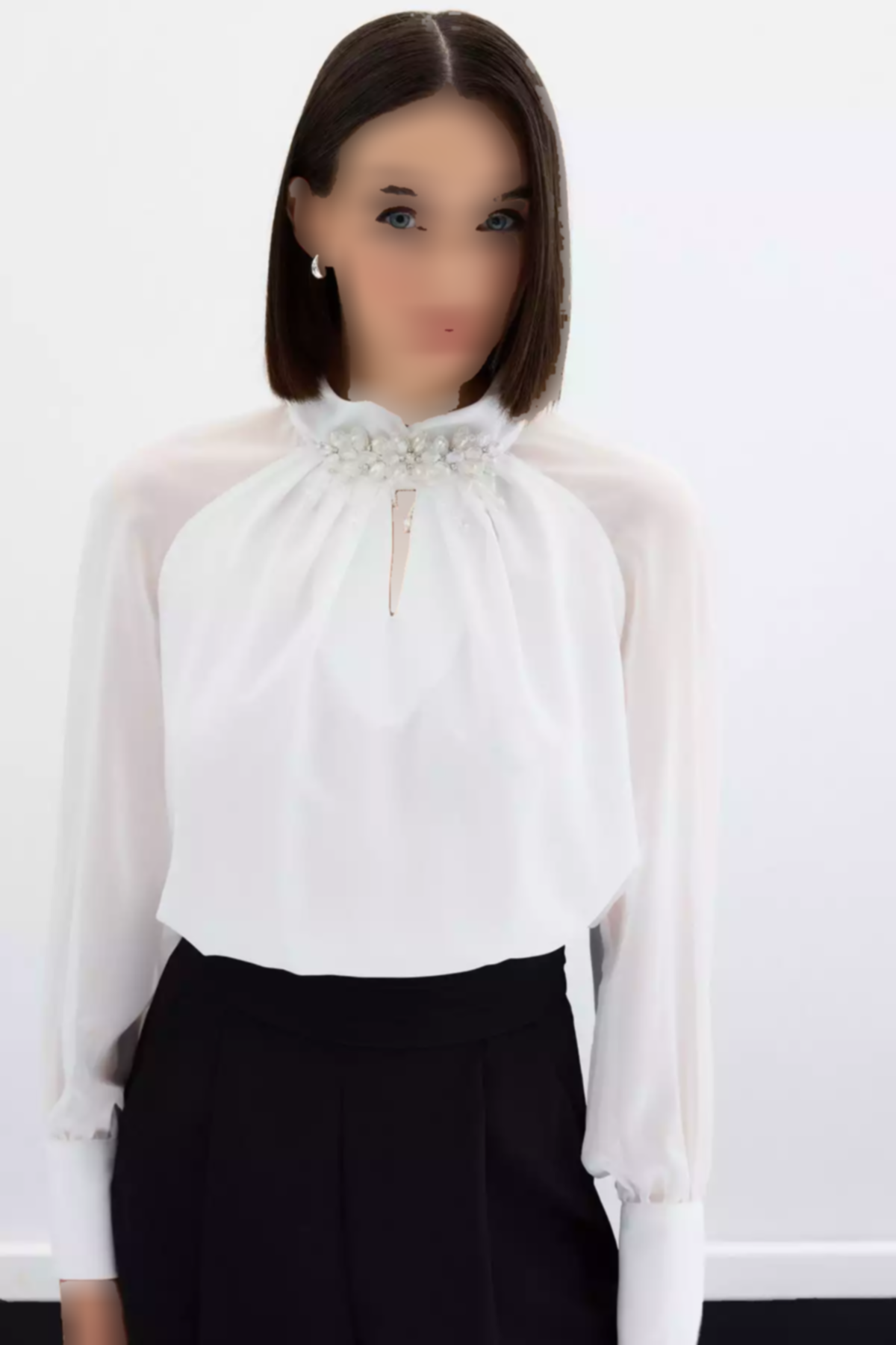 بلوز اکسسوار دار یقه شیری برند Sateen کد 1753346523