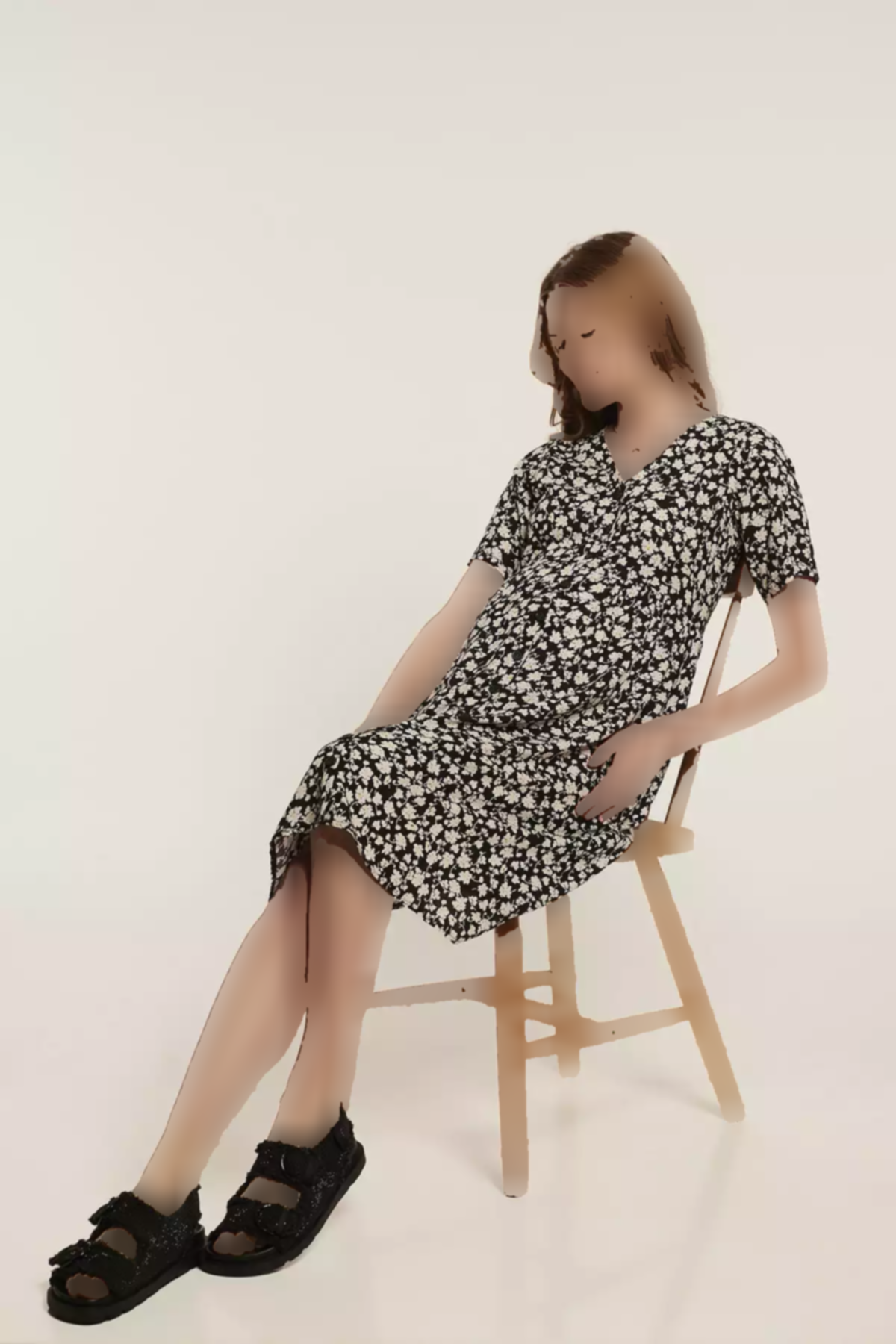 پیراهن شیردهی آستین کوتاه یقه هفت بارداری مشکی راس برند Lyn Mama کد 1753850534