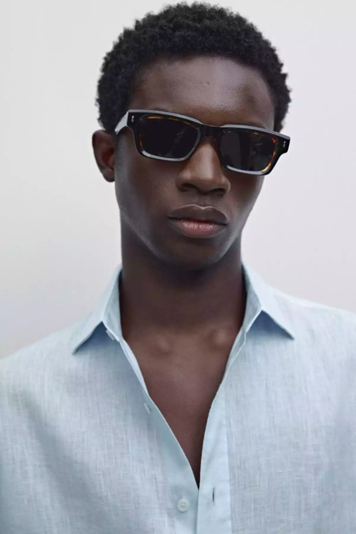 پیراهن 100کتان سبک برند Massimo Dutti کد 1751488388