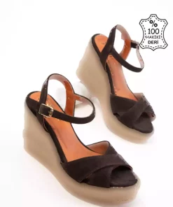 کفش لژ دار جیر زنانه چرم اصل قهوه برند SOHO کد 1753869071