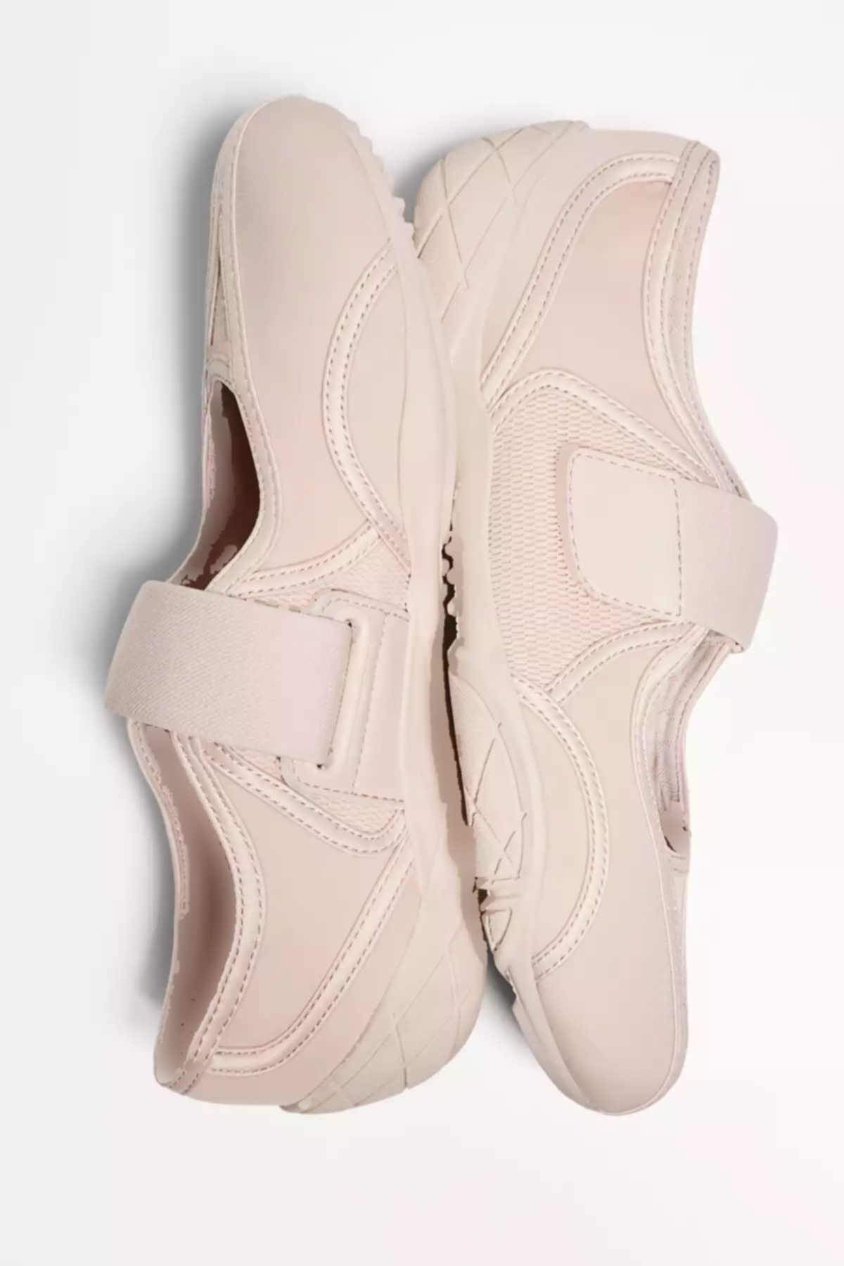 کفش تخت اسپرت برند Bershka کد 1753879273