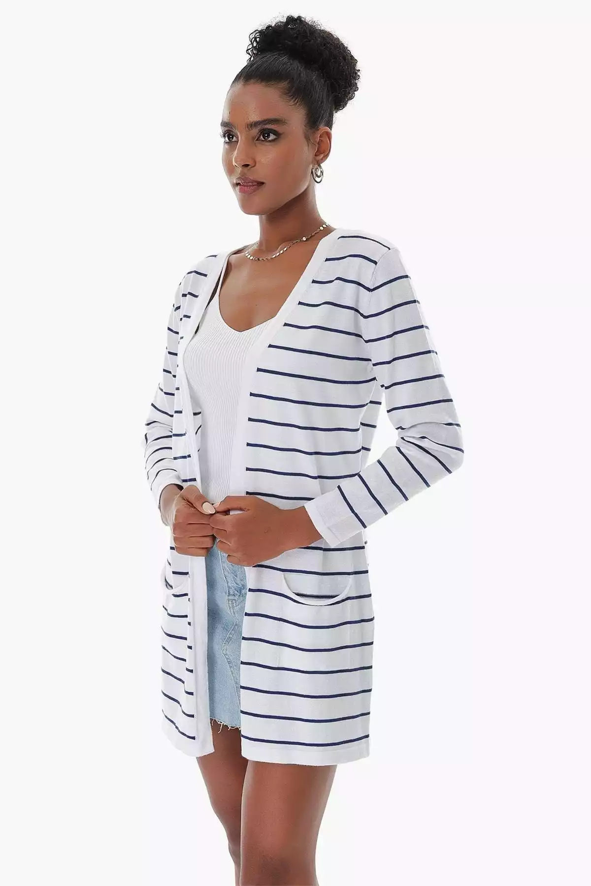 بافتنی پنبه ای طرحدار جیبدار راهراه سفید روشن زنانه برند CHUBA کد 1753698675