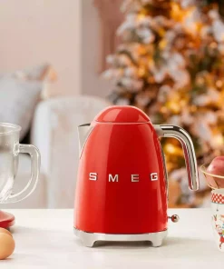 کتری قرمز یکدست سبک برند Smeg کد 1753490465
