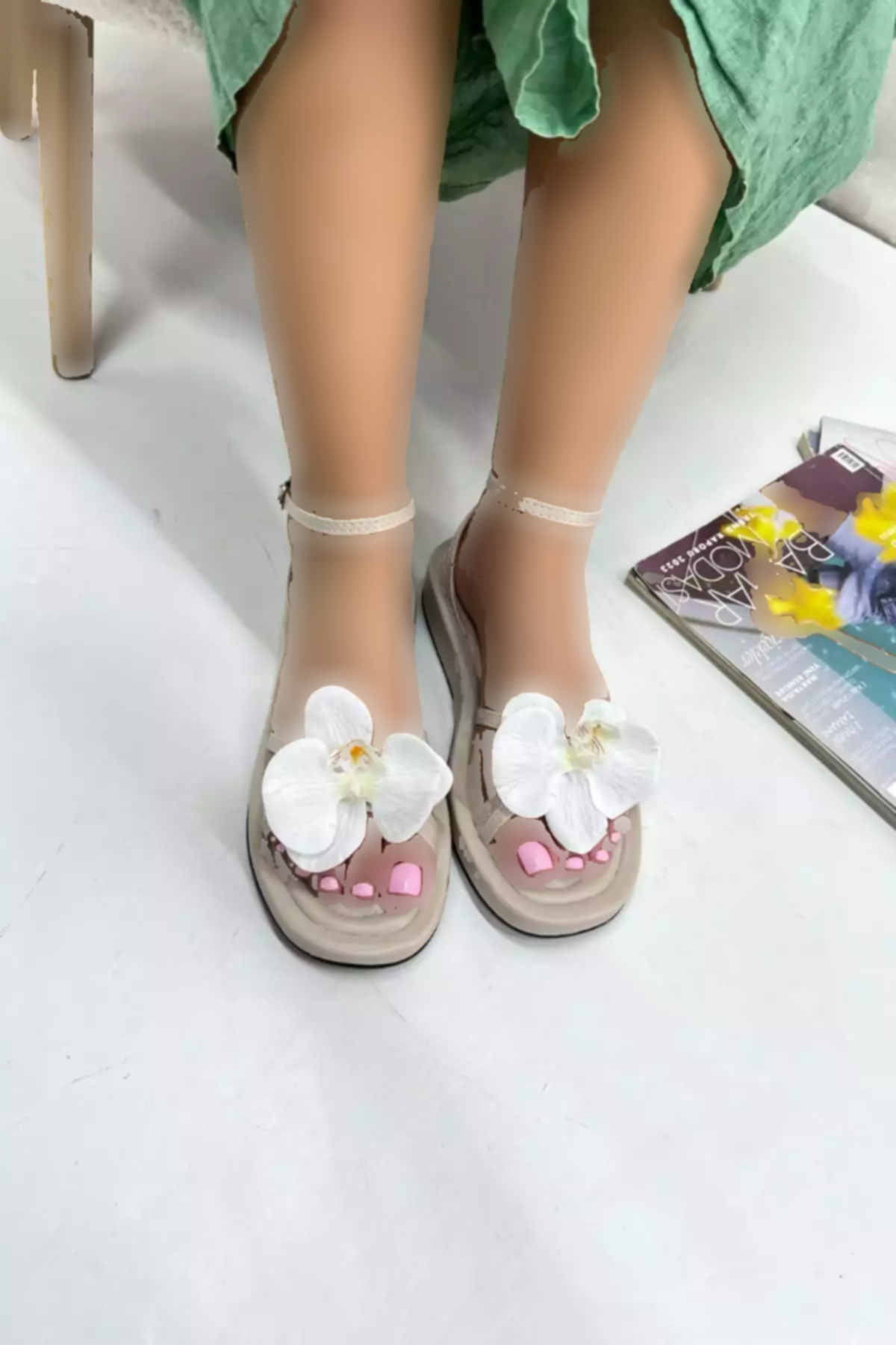 صندل ساده کف گلدار بژ زنانه برند inizio کد 1753719071
