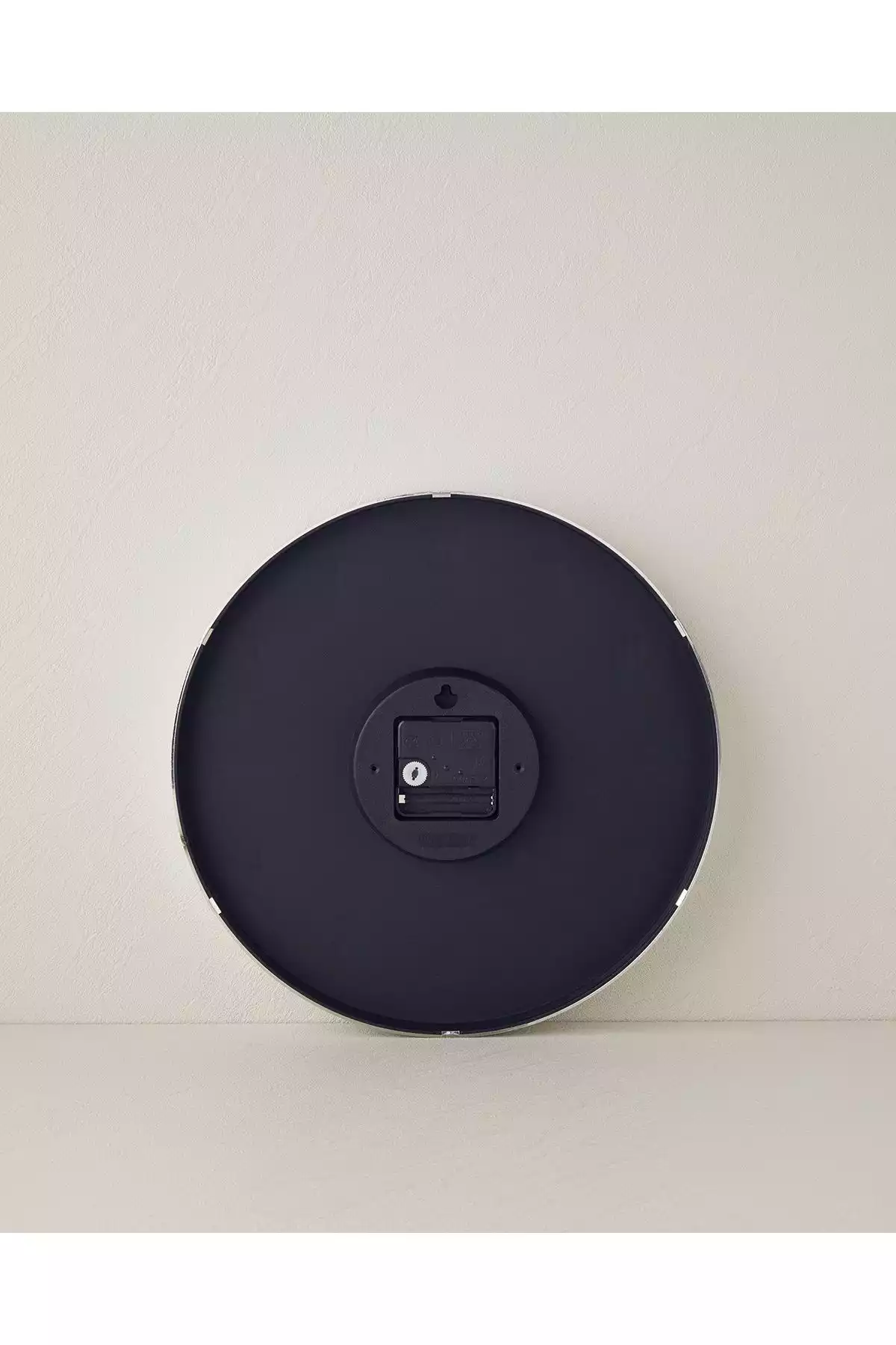 ساعت دیواری پلاستیکی سفید 30cm برند English Home کد 1753904471