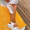 کف نرم لیز نمیخورد دندان آبی مارین سفید زنانه برند StWenn کد 1753611726