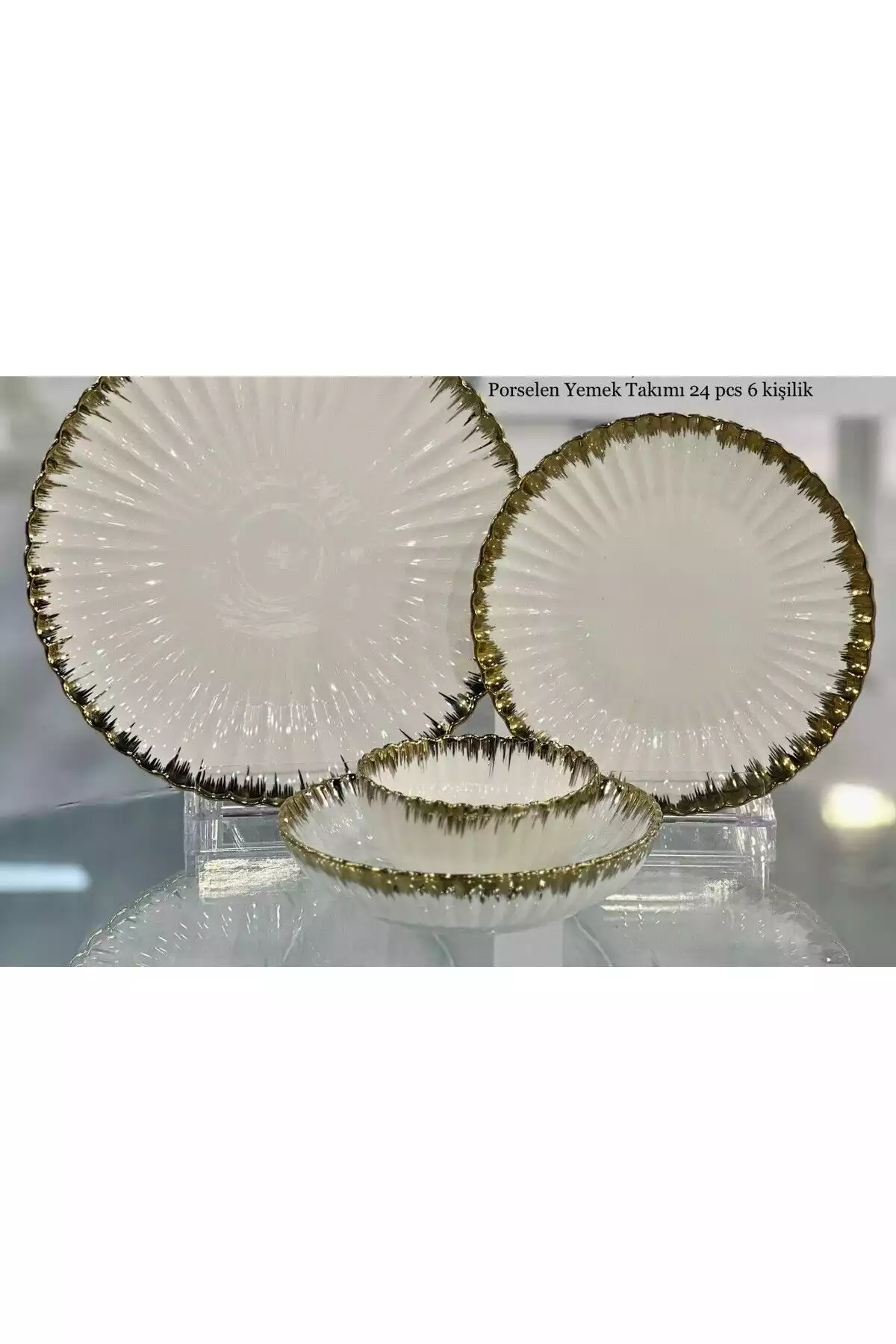 سرویس غذاخوری چینی 6نفره 24تکه papatya طلایی برند decovien کد 1753907587