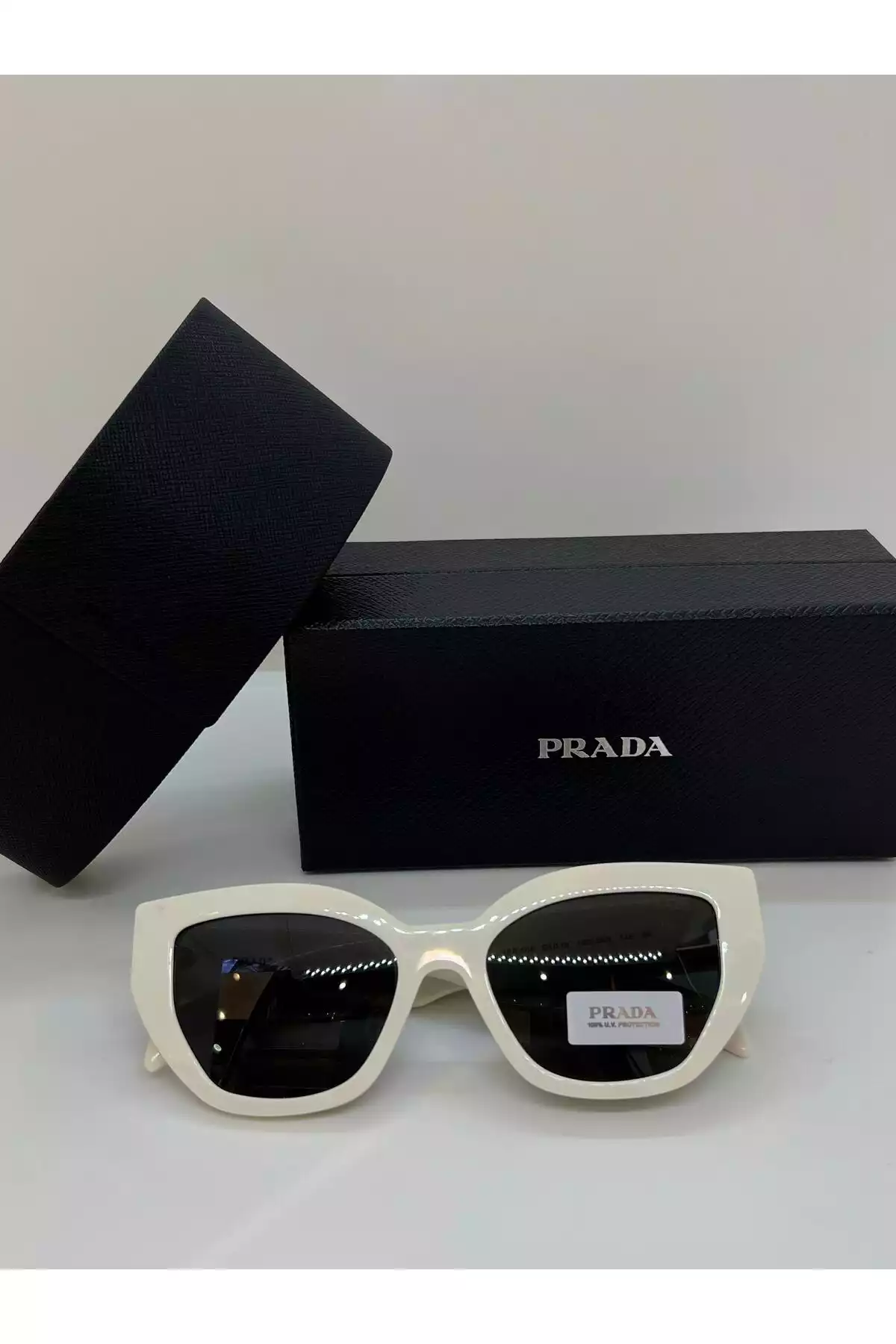 عینک 145زنانه اسپرت برند Prada کد 1753731728