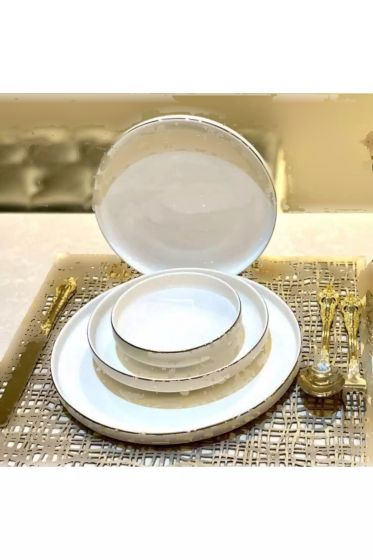 سرویس غذاخوری چینی 24تکه 6نفره نقره ای برند decovien کد 1753907585