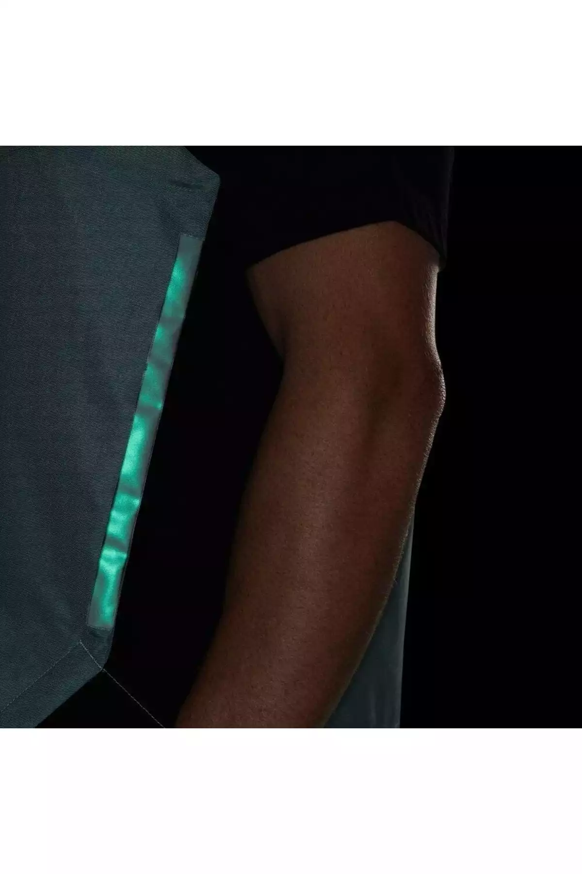 جلیقه مردانه محوطه برند adidas کد 1753270926