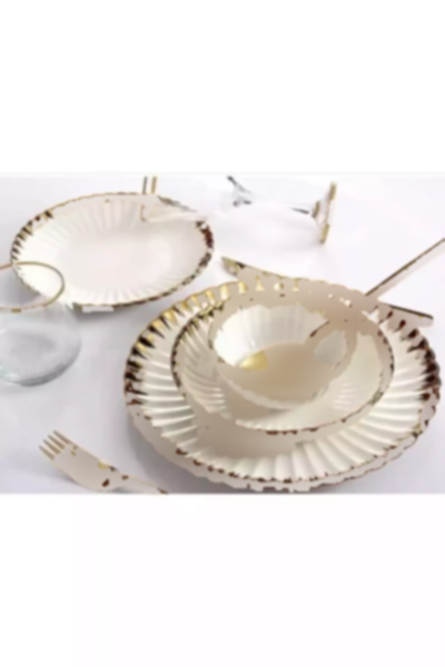 سرویس غذاخوری چینی 6نفره 24تکه papatya طلایی برند decovien کد 1753907587