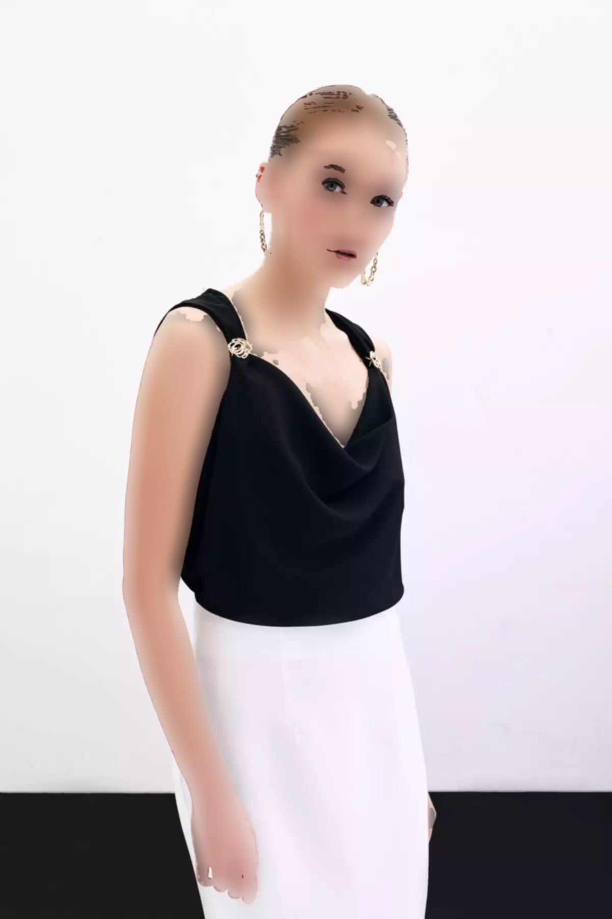 بلوز یقه مشکی برند Sateen کد 1753365192