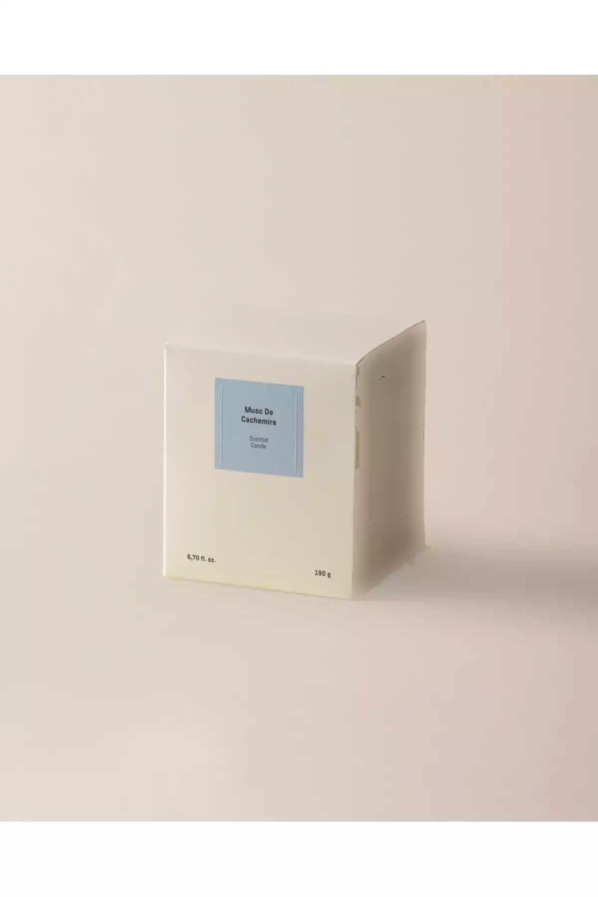 شمع لیوان معطر 1900 مشکی برند Madame Coco کد 1754462532