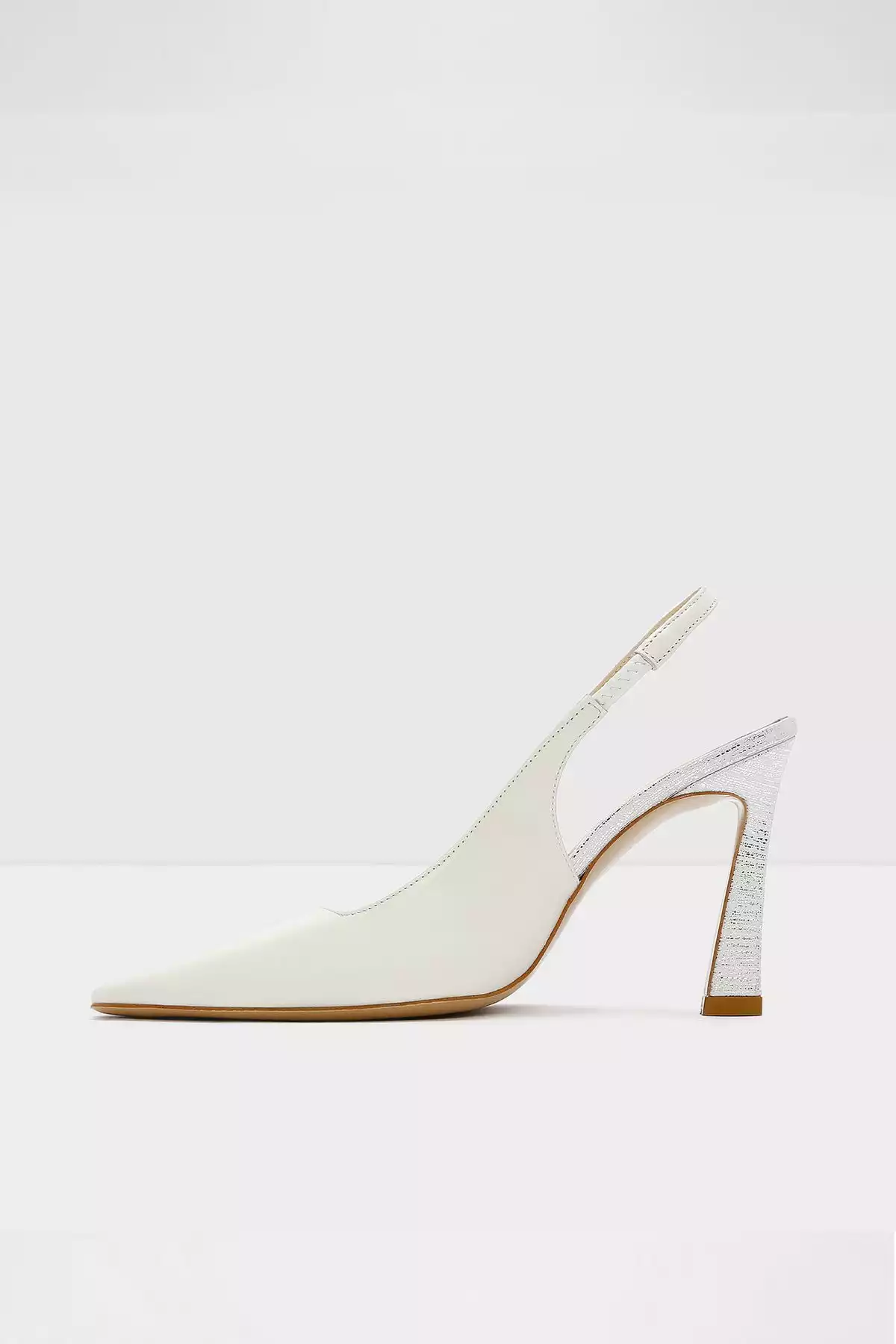 کفش پاشنه بلند پشت سفید روشن زنانه چرم اصل برند Aldo کد 1754169074