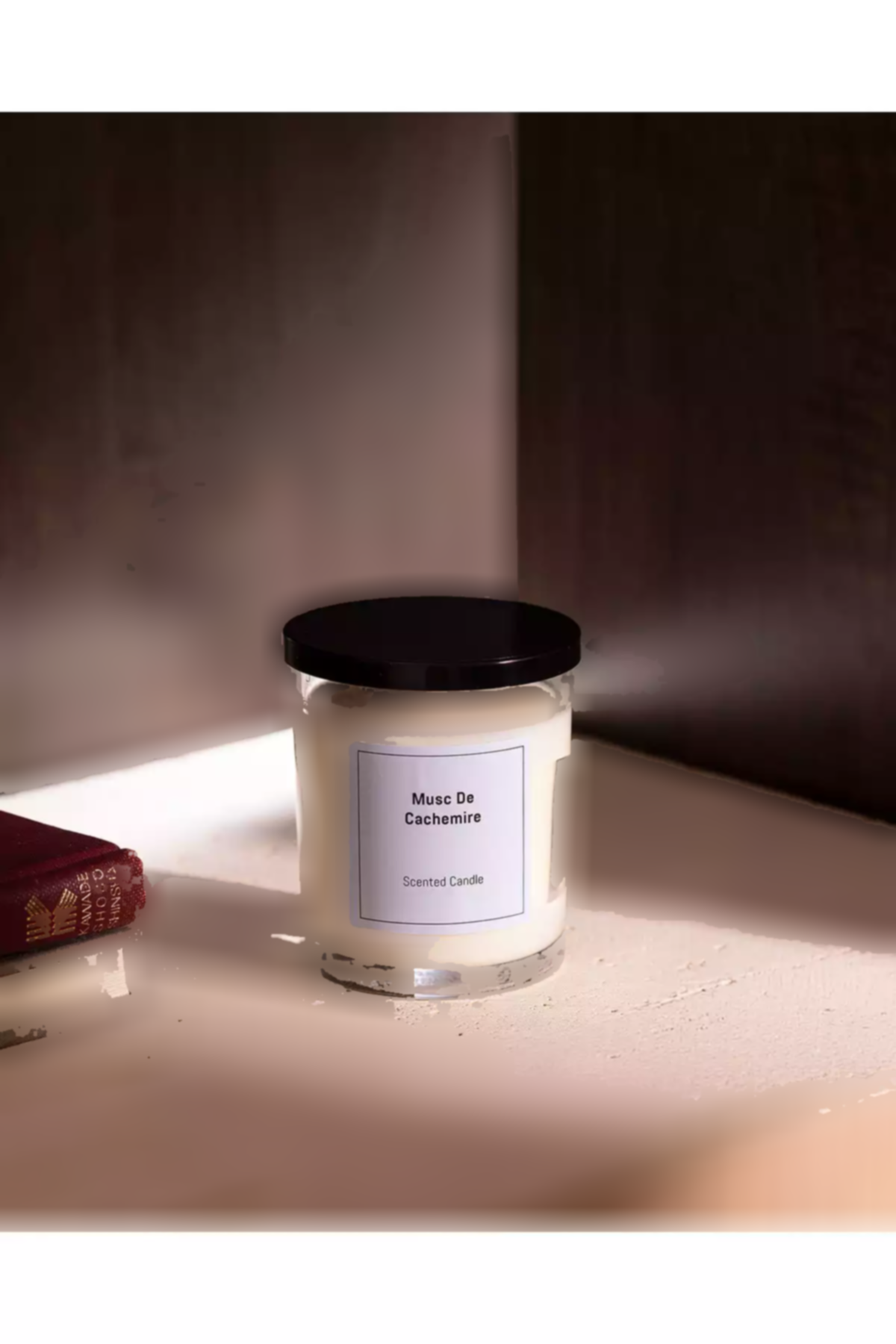 شمع لیوان معطر 1900 مشکی برند Madame Coco کد 1754462532