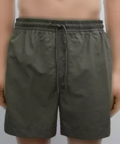 شلوارک ساحلی مدل کوتاه تک رنگ رنگی برند Massimo Dutti کد 1754220132