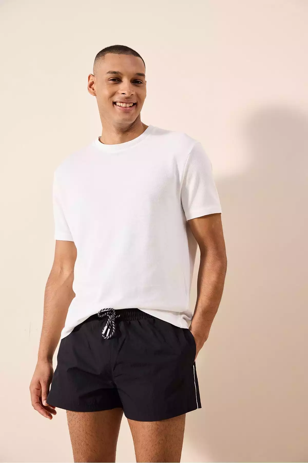 شلوارک ساحلی خط مشکی مردانه برند Penti کد 1754181729