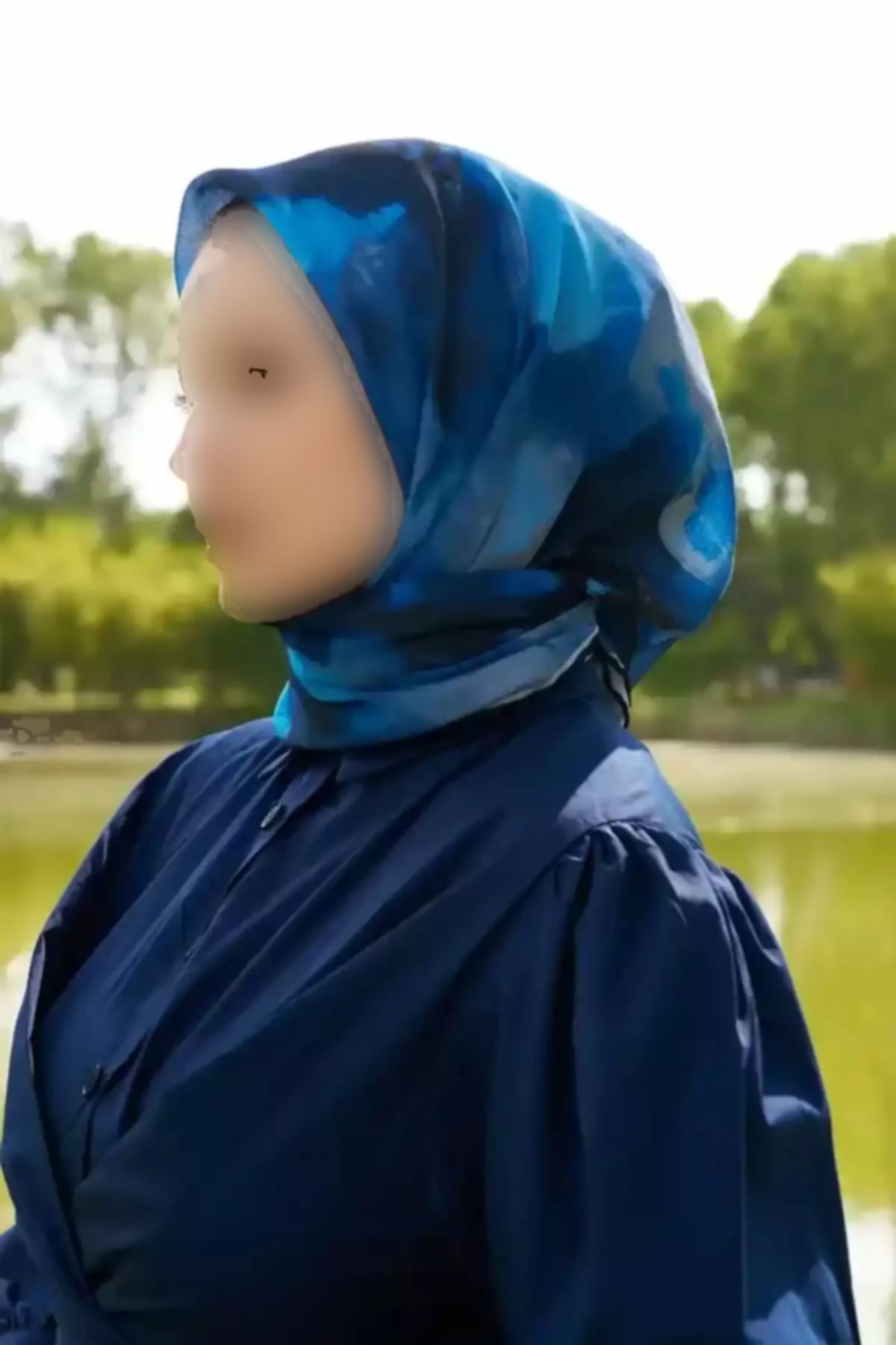 روسری طرح سرمه ای برند Madame Polo کد 1757930650