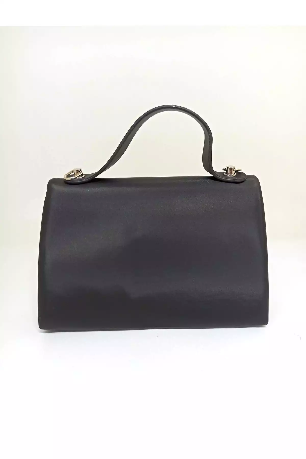 کیف مجلسی اکسسوار دار ساتن سنگی نقره مشکی زنانه برند dizaynbag کد 1758390665