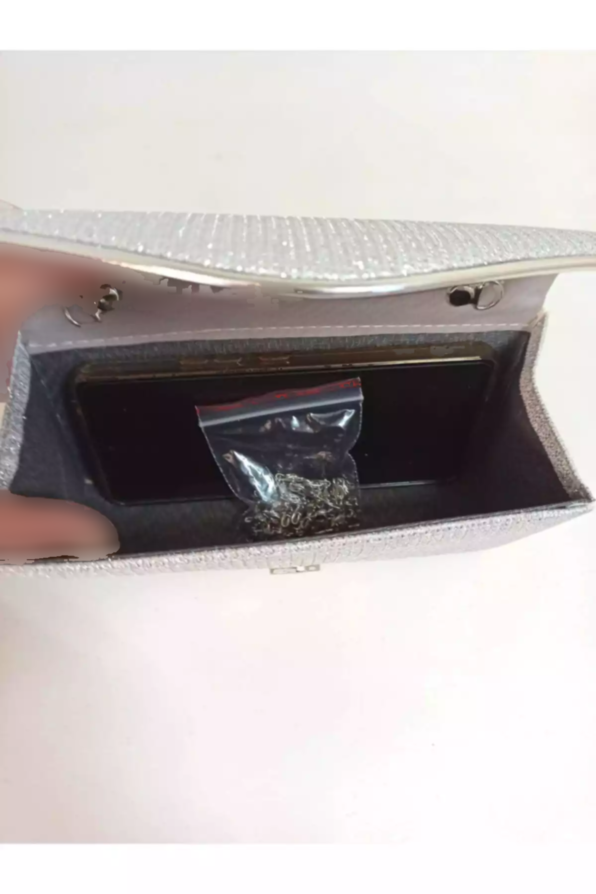 کیف مجلسی خطدار اکریلیکی نقره زنانه برند dizaynbag کد 1758390132