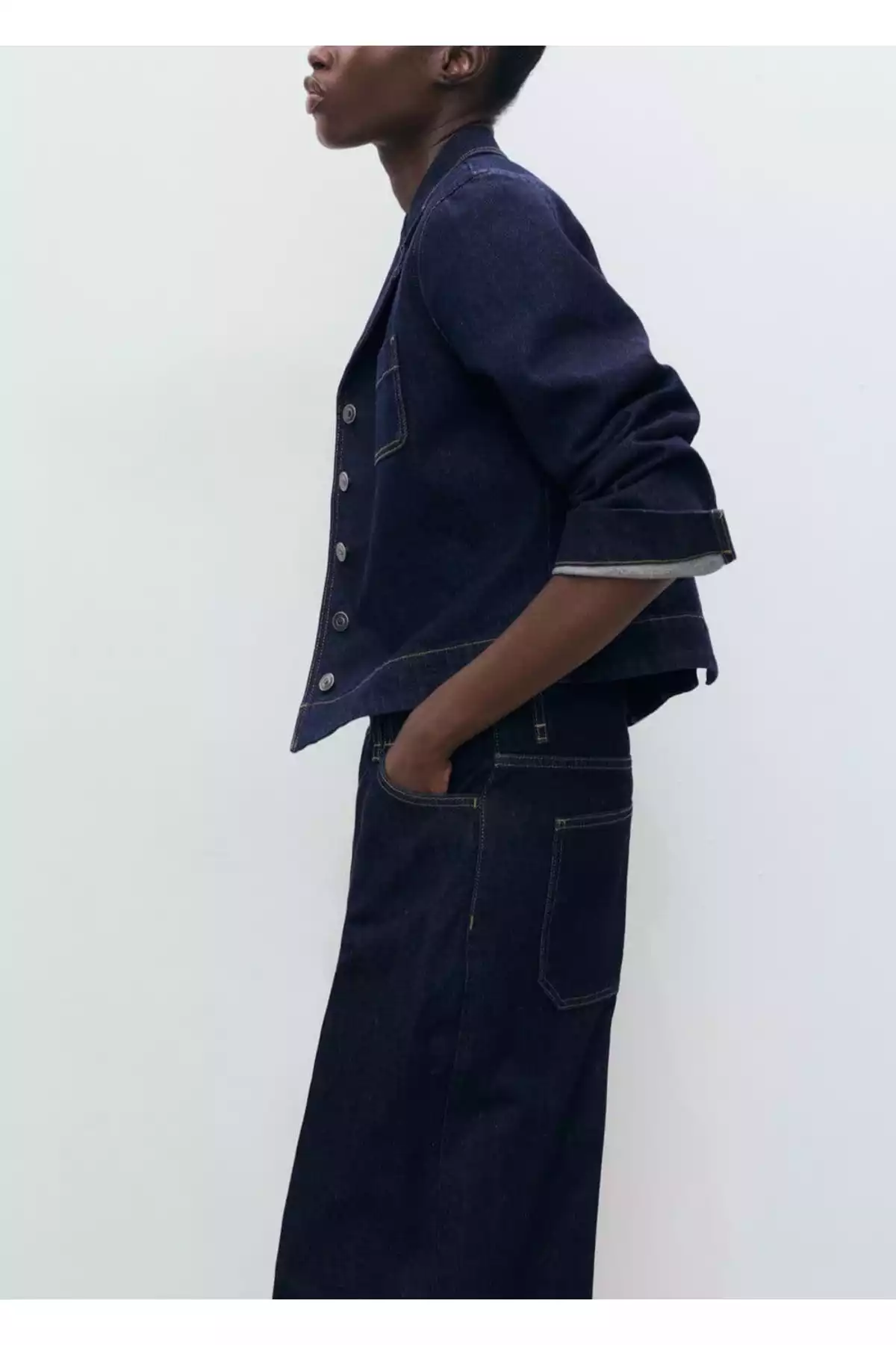 دور کمر برمودا وسط جین برند MANGO کد 1758471186