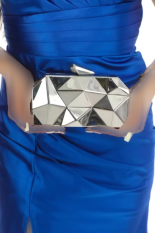 کیف مجلسی فلزی طراحی رنگ نقره زنانه برند womenacs کد 1758072073