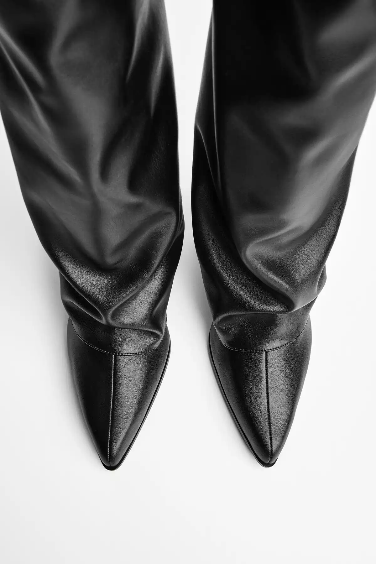 چکمه پاشنه بلند شلوار برند Bershka کد 1758505383