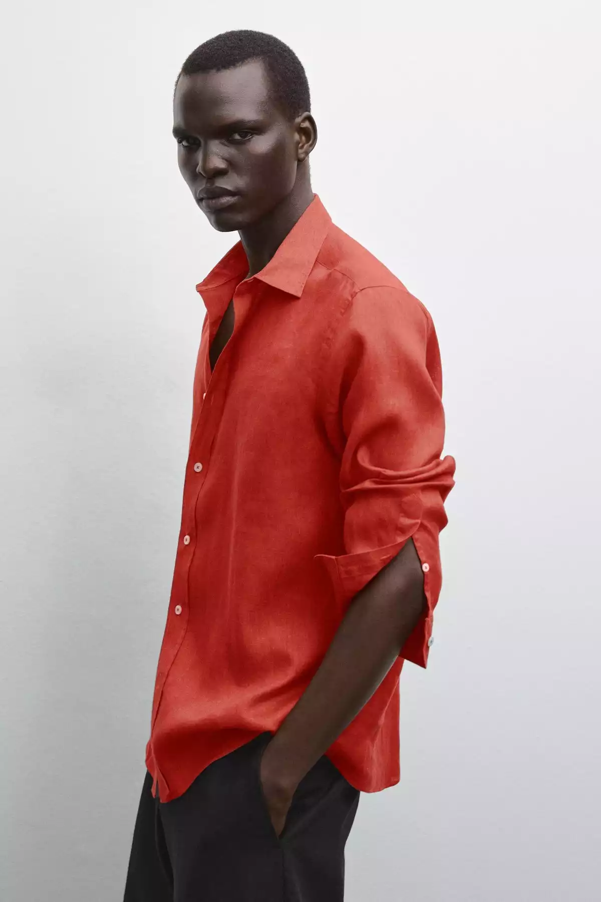 پیراهن اسلیم فیت 100کتان برند Massimo Dutti کد 1757758988