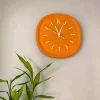 ساعت دیواری باتری دار طرح تزئینی پلی استر مربع نارنجی رنگی ریخته 26cm برند Genel Markalar کد 1758139933