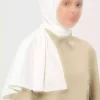 شال ساده پارچه لیز نمیخورد طرحدار تویل سفید غیر کریستالی برند Madame Polo کد 1757934662