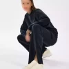 شلوار راحتی عریض متناسب مشکی زنانه سالن استراحت برند Skechers کد 1757205368