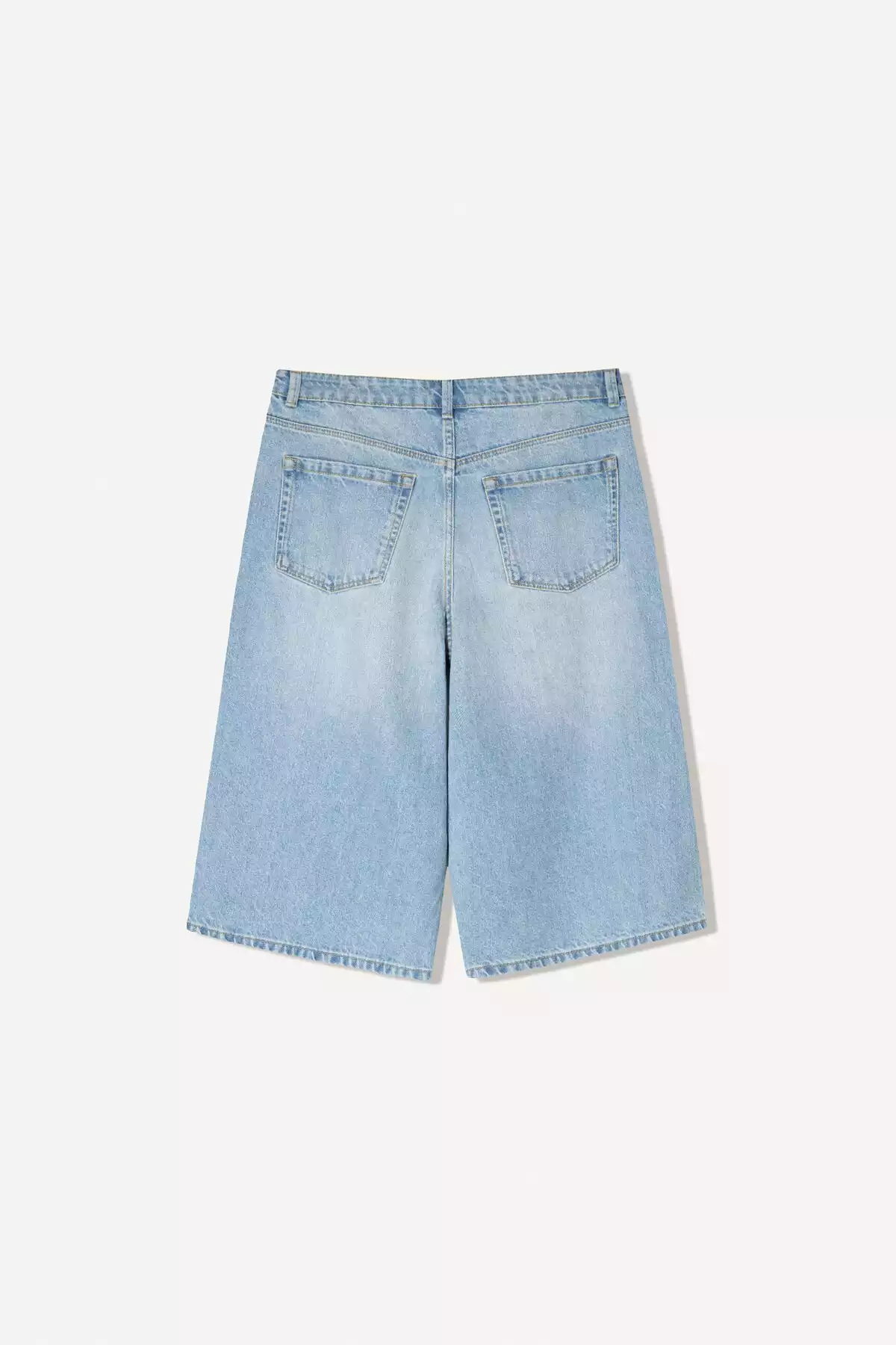 شلوارک برمودا گشاد جین برند Bershka کد 1758471191