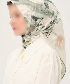 روسری چاپی چند رنگ 90x90cm برند Madame Polo کد 1757930655