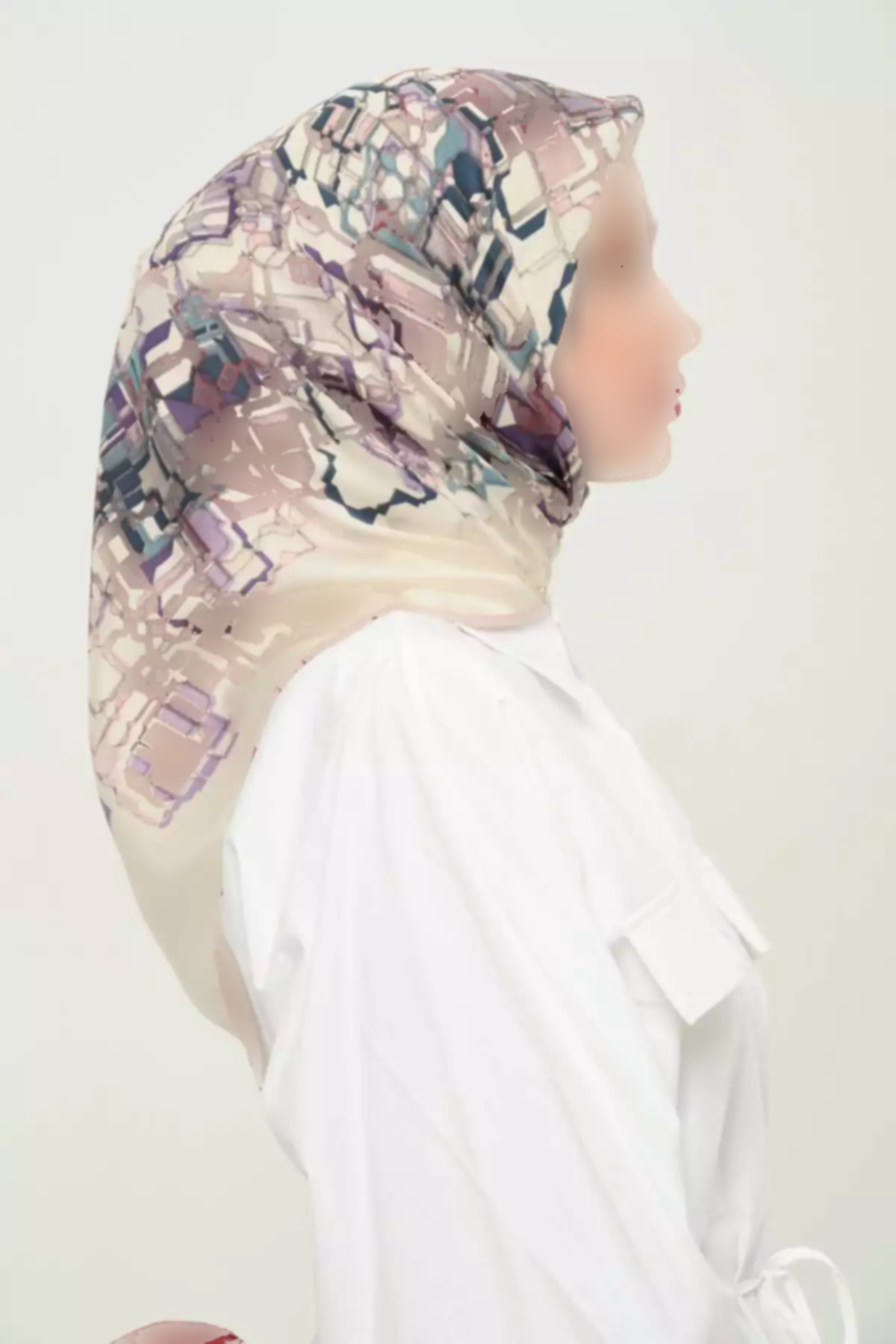 روسری لیز نمیخورد روزانه طرحدار چاپی چند رنگ غیر کریستالی برند Madame Polo کد 1757934666