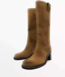 چکمه پاشنه بلند جیر کلفت چرم برس خورده برند Massimo Dutti کد 1758505273