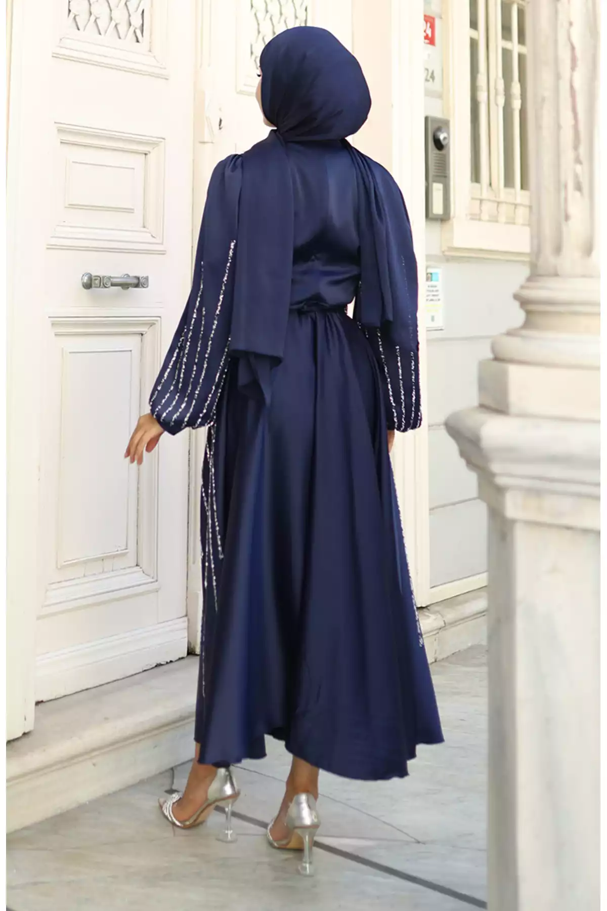 لباس مجلسی 2سرمه ای ساتن نگین دار برند sefamerve کد 1758123069