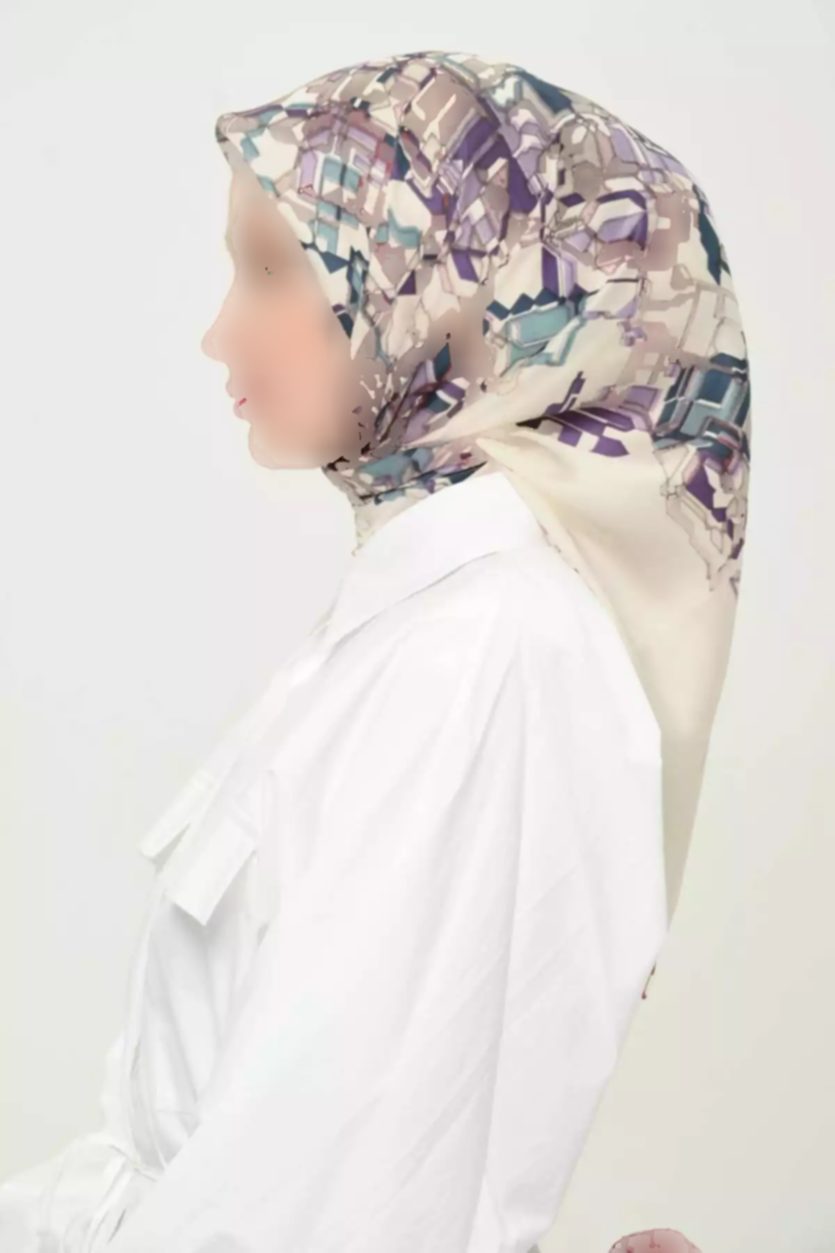 روسری لیز نمیخورد روزانه طرحدار چاپی چند رنگ غیر کریستالی برند Madame Polo کد 1757934666