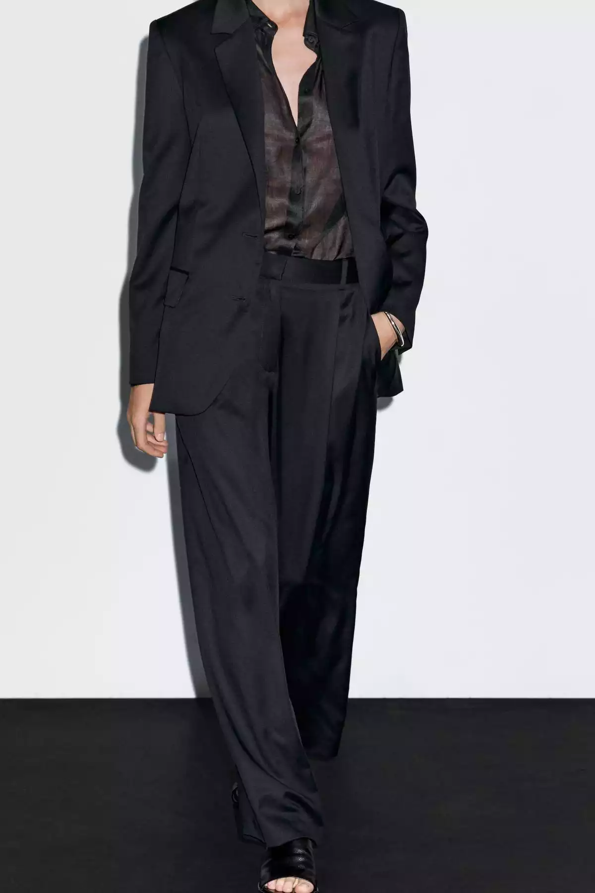 پاچه گشاد 1000 شلوار برند Massimo Dutti کد 1757391128