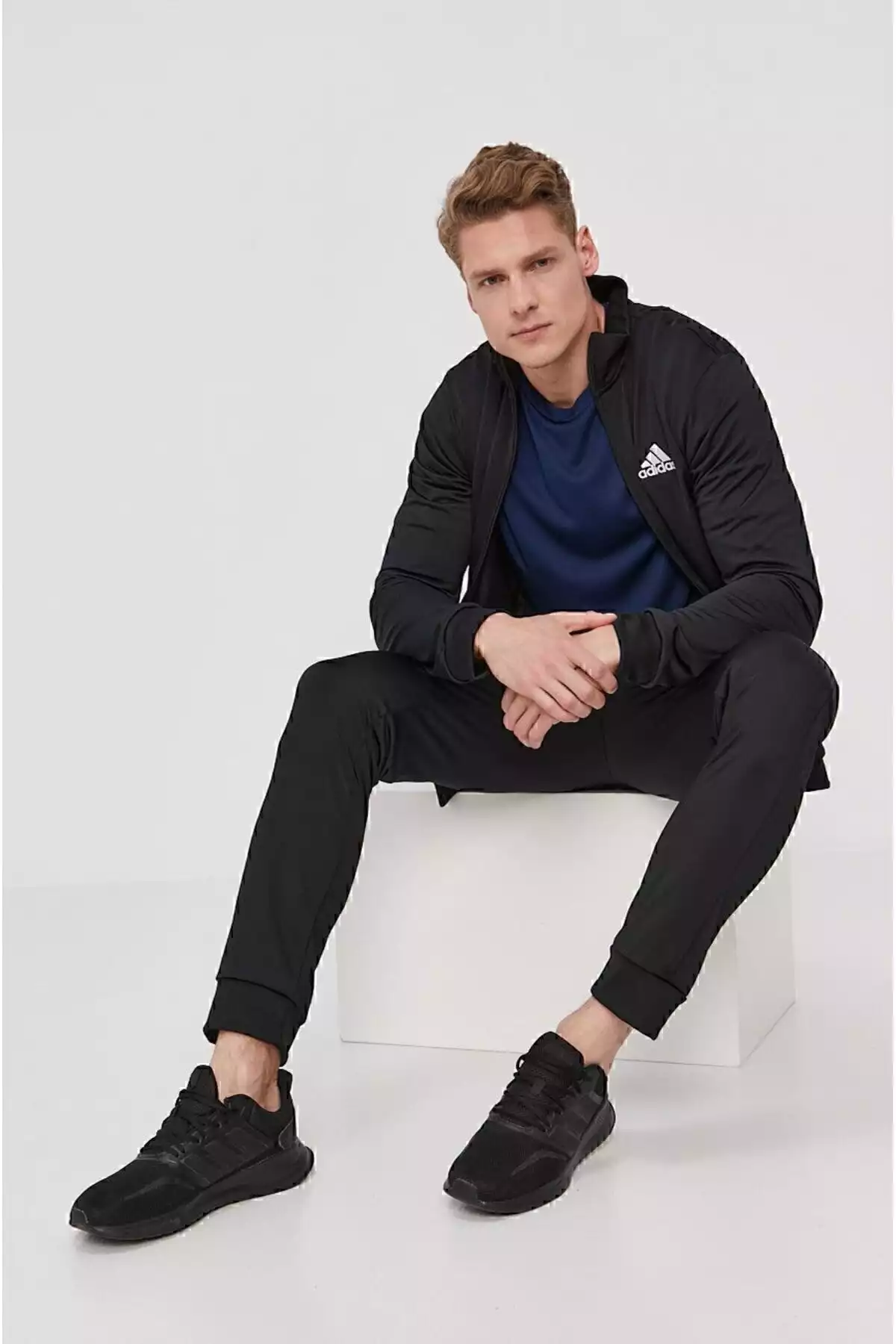 ست لباس راحتی برش راحت روزانه مردانه به ورزش برند adidas کد 1759200663