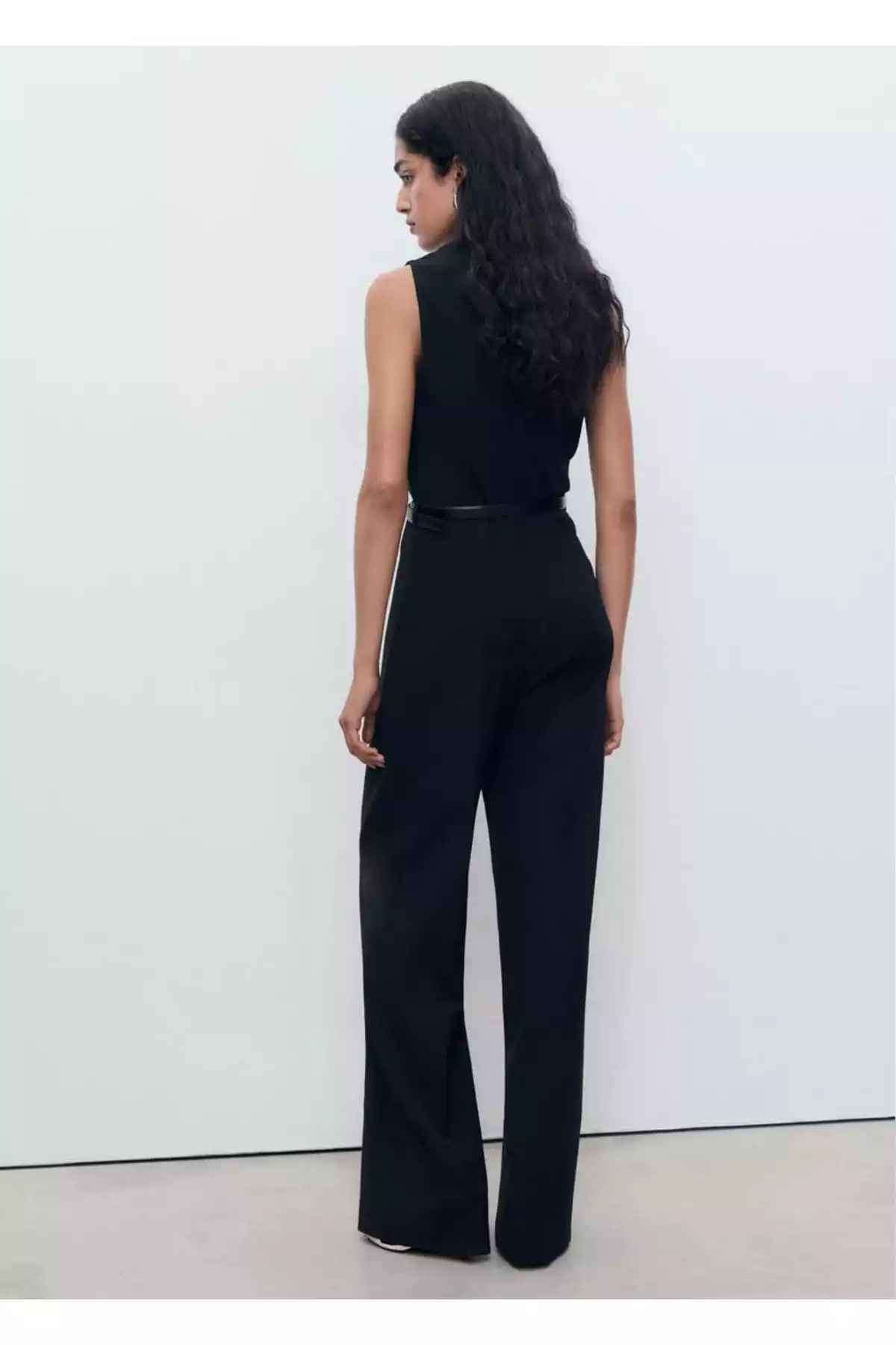 سرهمی یقه بلند کمربنددار برند MANGO کد 1757742190