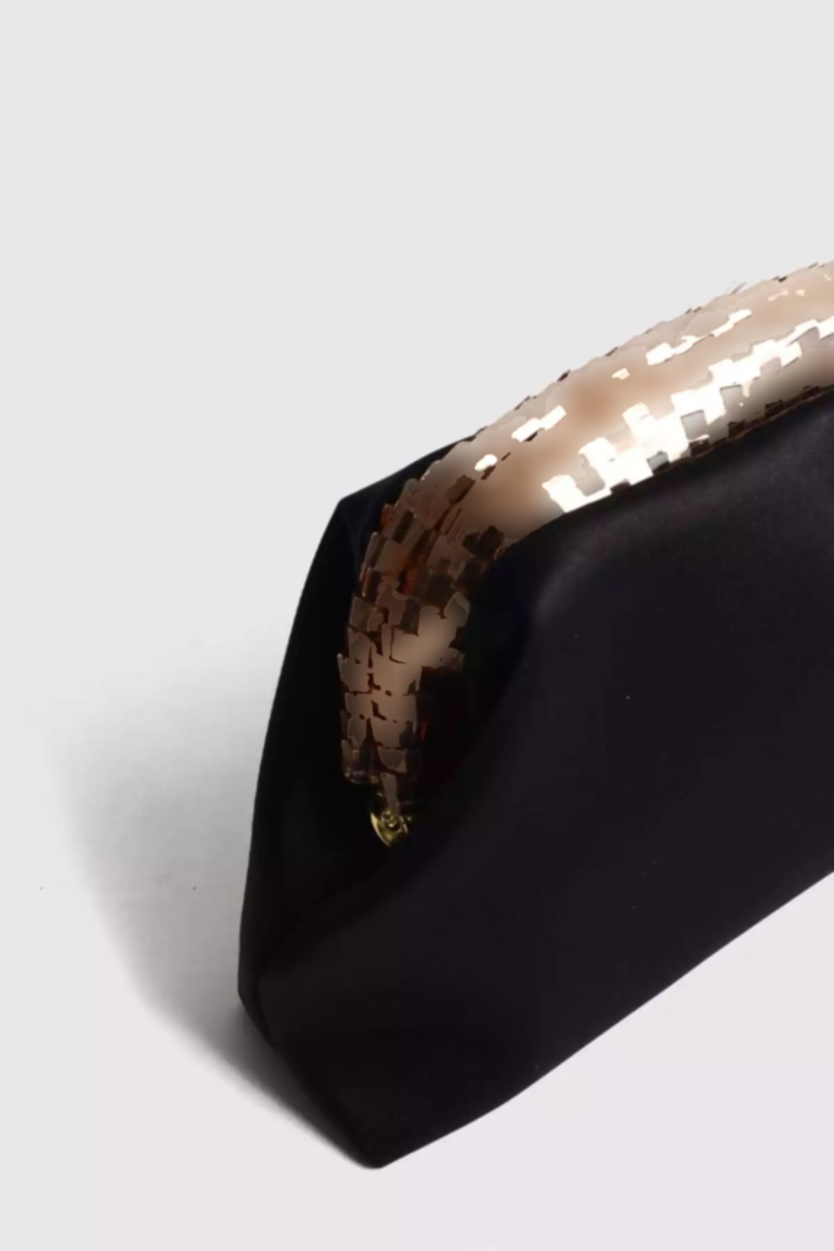 کیف مجلسی طرحدار ساتن طلایی مشکی برند Berlesi کد 1758390131