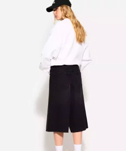 شلوارک برمودا گشاد جین برند Bershka کد 1758474725