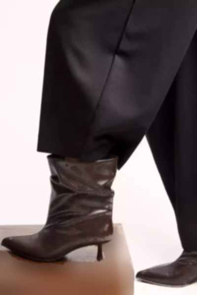 پاشنه بلند تیز کوتاه پوتین برند Bershka کد 1758490388