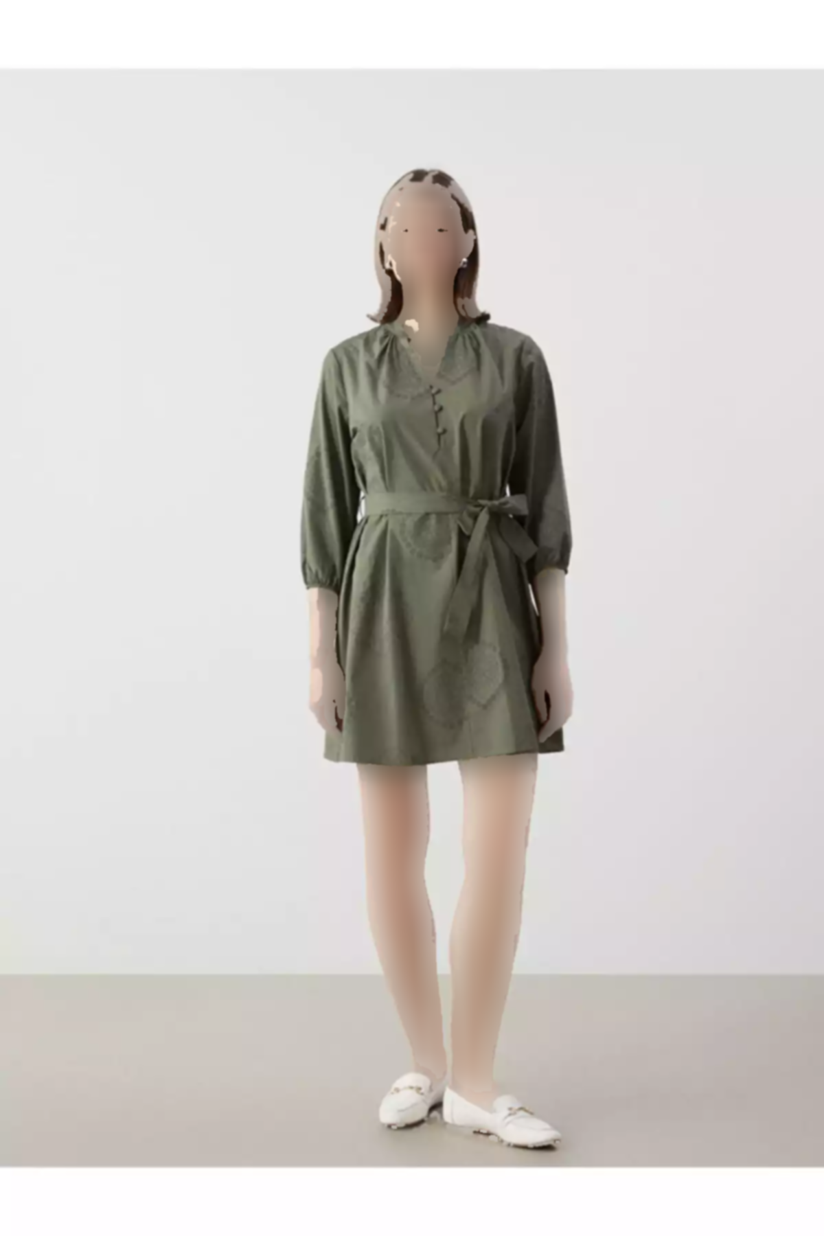 پیراهن یقه گلدوزیشده قلاب دوزی شده زنانه برند LC Waikiki کد 1759246929