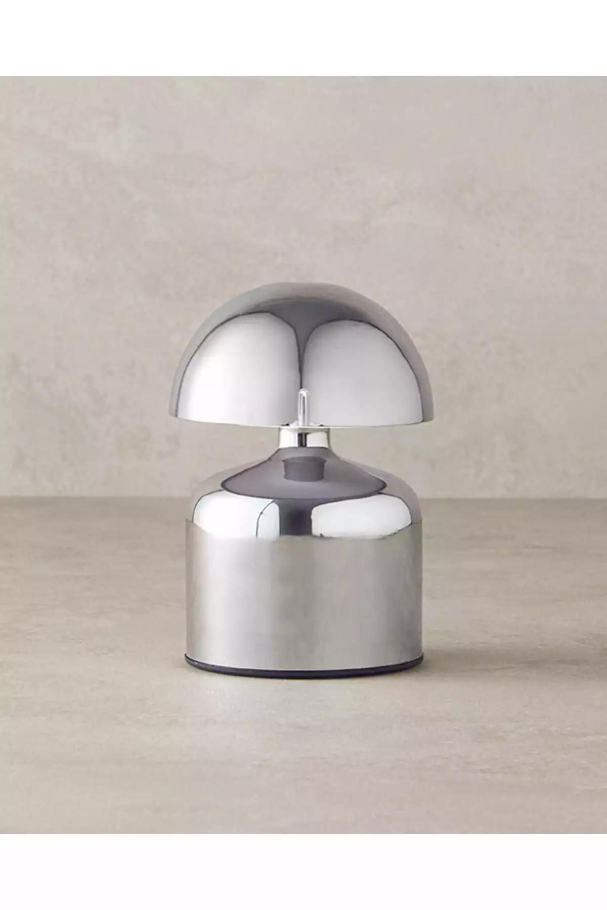 تزئینی فلزی نقره ای آلیسا برند English Home کد 1757129288