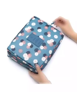 کیف لوازم آرایش طرح گلدار آبی زنانه برند Batekso کد 1758152463