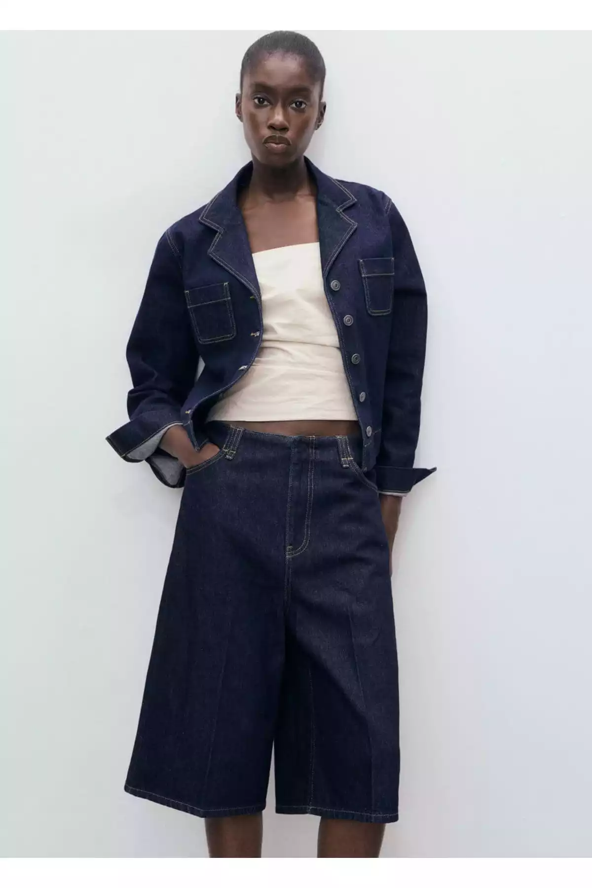 دور کمر برمودا وسط جین برند MANGO کد 1758471186